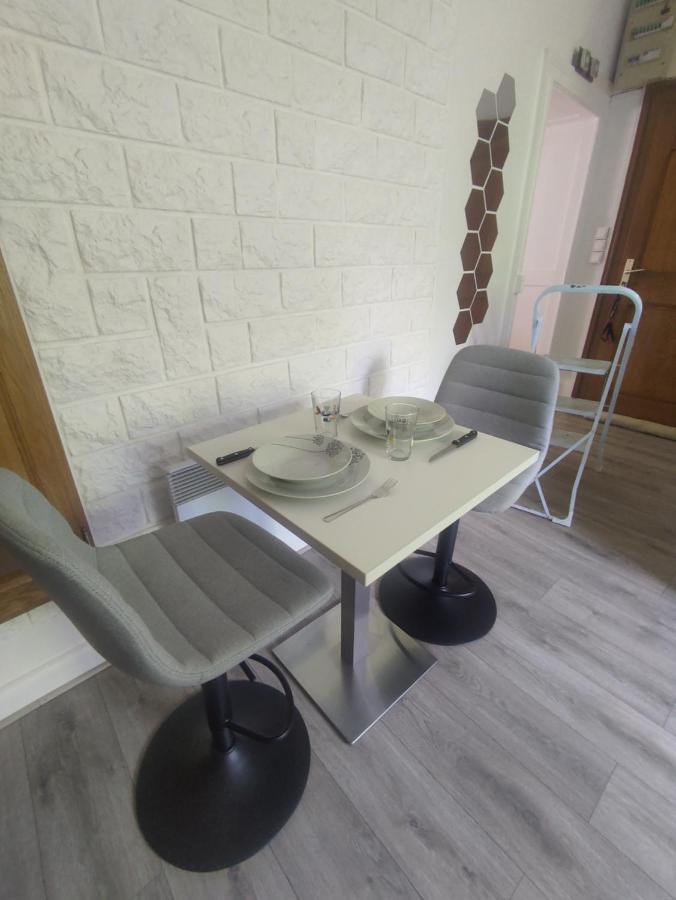 Sezane Appartement Bains-les-Bains Buitenkant foto